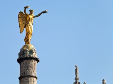 place du chatelet, Zafer Anıtı