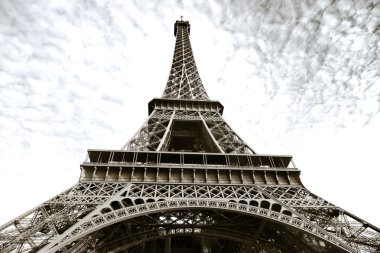 Paris 'teki Eyfel Kulesi
