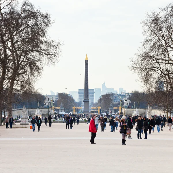 Widok Obelisku z ogrodu tuileries, Paryż — Zdjęcie stockowe