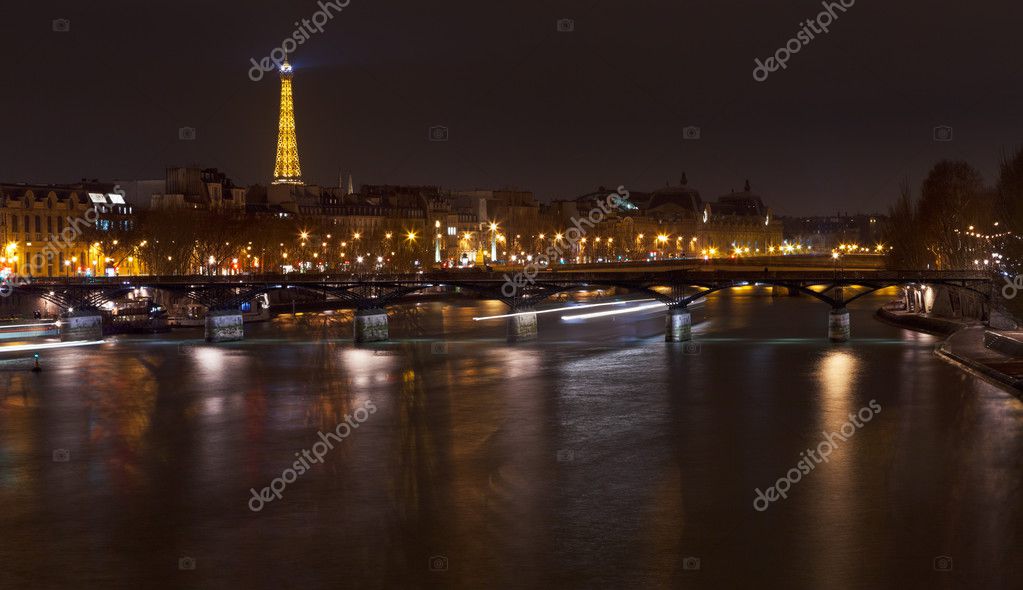 Pont des arts at night in paris hi-res stock photography and