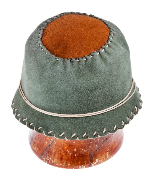 Felt green soft cloche hat — Stock Photo, Image