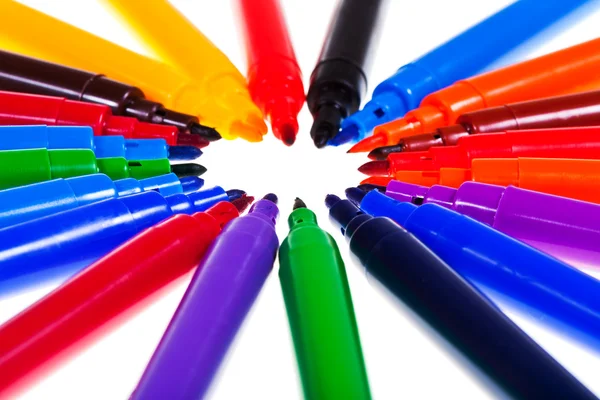 Tips av varicolored kände pennor — Stockfoto