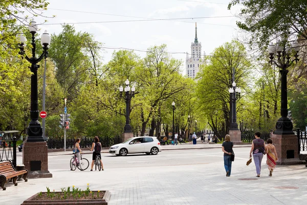Pokrovsky Boulevard in Moscow in spring — Stock Photo, Image