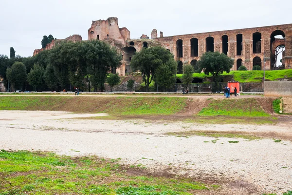 Palatin Juraj ncient a pozemní circus maximus — Stock fotografie