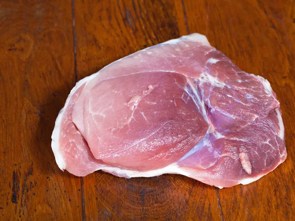 Pezzo di collo di maiale crudo — Foto Stock