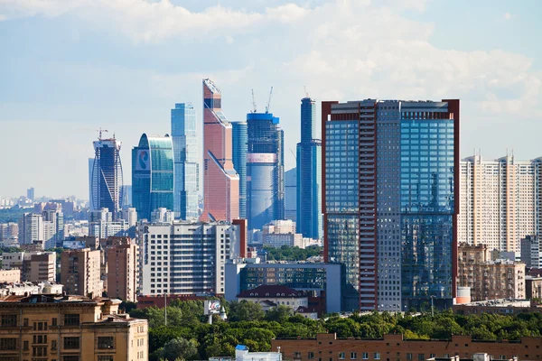 Gebäude in der Stadt Moskau — Stockfoto