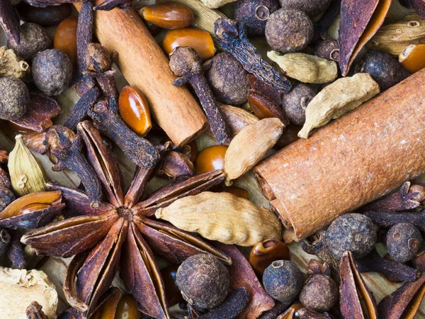 Spices for mulled wine — Stock Photo, Image