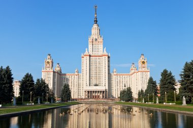 Lomonosov Moskova Devlet Üniversitesi