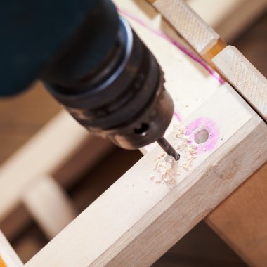 Bu haldeyken sandalye tamir