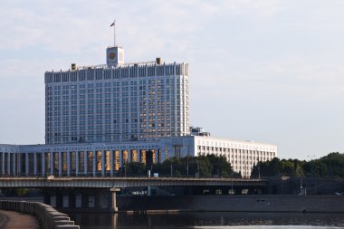 Rus beyaz ev - hükümet Moskova'da