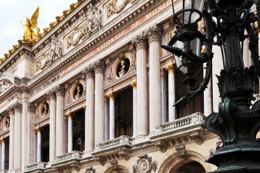 Paris Opera Binası