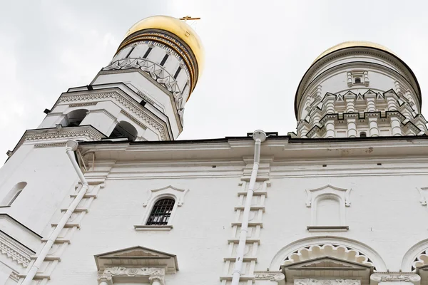 Ivan the Great Bell Tower no Kremlin de Moscou — Fotografia de Stock