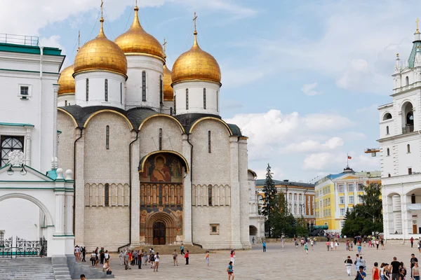 Katedrála Nanebevzetí v moskevského Kremlu — Stock fotografie