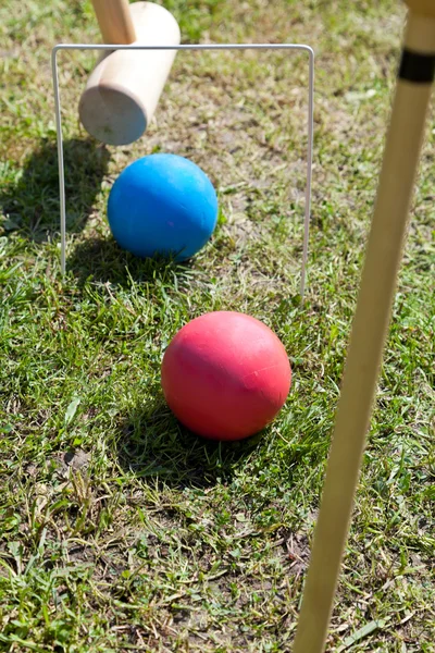 Jogo de croquet no gramado verde — Fotografia de Stock