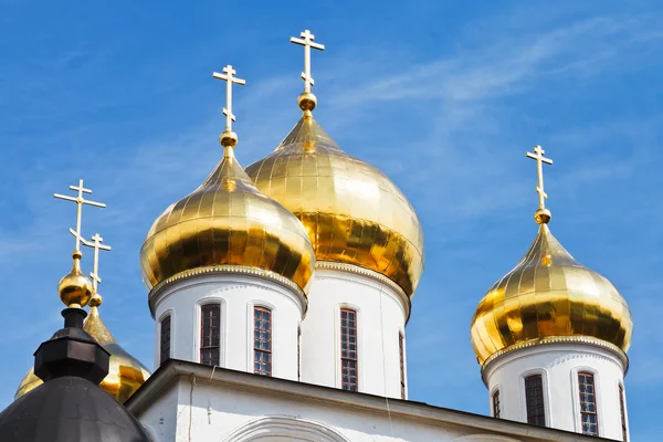 Coupole dorée de l'église russe — Photo