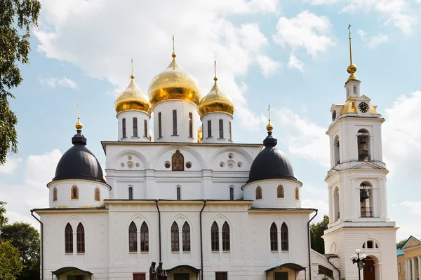 Katedrála v Kremlu dmitrov, Rusko — Stock fotografie