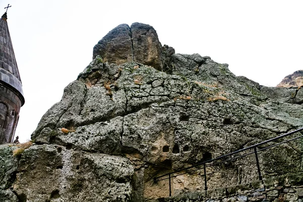 Monasterio medieval geghard en Armenia —  Fotos de Stock