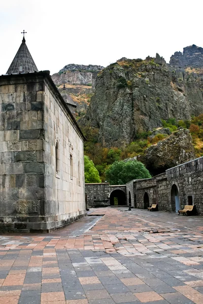 Klasztor geghard średniowiecznych w Armenii — Zdjęcie stockowe