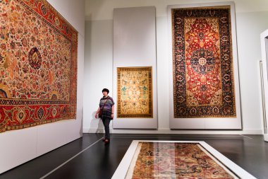 Carpet Hall of islamic art in Pergamon museum clipart