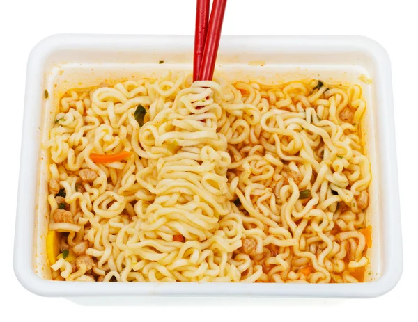 Eating of instant ramen from lunch box — Stock fotografie