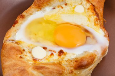 Ajarian khachapuri (Gürcistan peynirli pasta