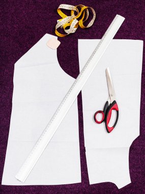 aletler ve kalıp kesim elbise terzi