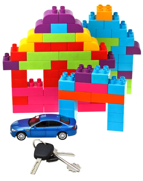 Keys, model car, plastic block house — Stock Photo, Image