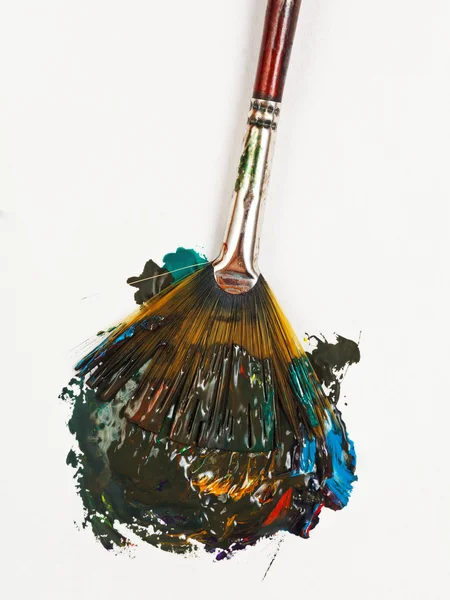 Pennello fan mescola acquerelli multicolori — Foto Stock