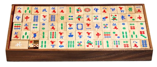 Mahjong piastrelle di gioco in scatola isolata su bianco — Foto Stock