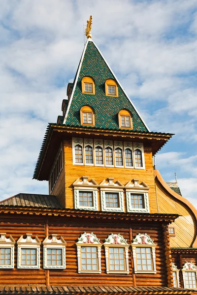 Tårn af Great Wooden Palace i Kolomenskoe Moskva - Stock-foto