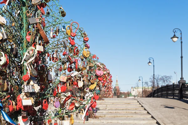 Pont Loujkov au printemps, Moscou — Photo