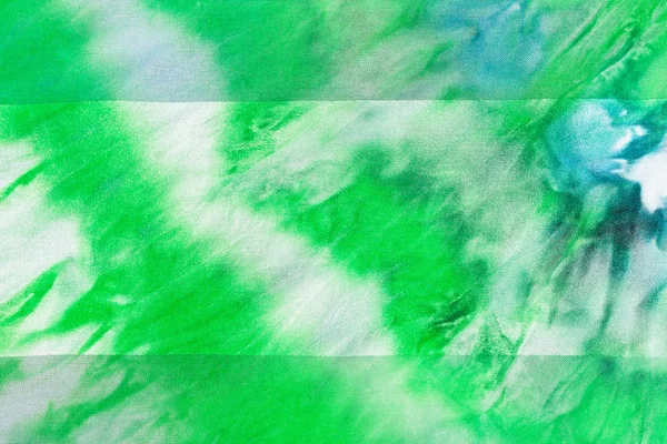 Batik - patrón abstracto a rayas verdes en seda —  Fotos de Stock