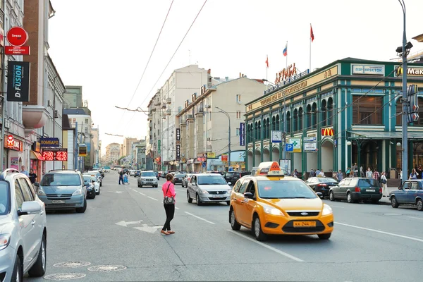 Vista de la calle Dolgorukovskaya en Moscú, Rusia — Foto de Stock