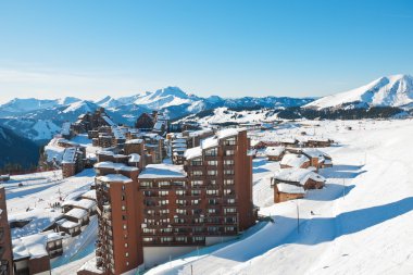 avoriaz şehir Fransa Alpleri'nde görünümünü yukarıda