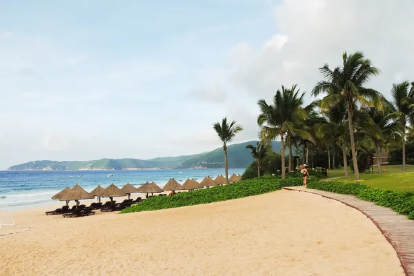 Sandstrand på ön hainan, Kina — Stockfoto