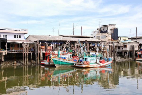 Życia łodzi na rzekę chao Phraya w Bangkoku — Zdjęcie stockowe