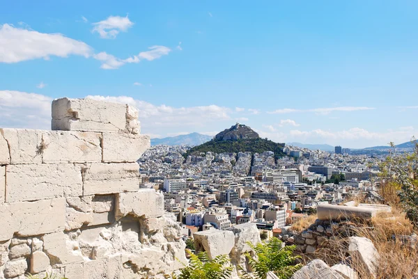 Weergave voor lycabettus mount in Athene stad — Stockfoto