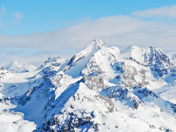 Montanhas de neve no domínio de esqui Paradiski — Fotografia de Stock