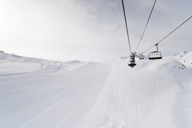 Kayak ve Asansör alanında paradiski, Fransa