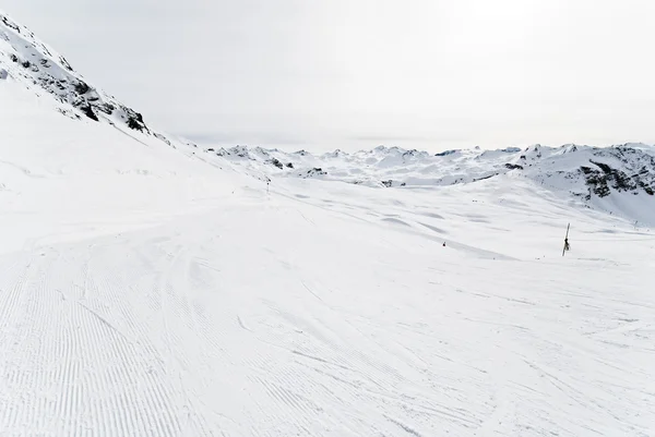 Skipistes in paradiski area, Frankrijk — Stockfoto