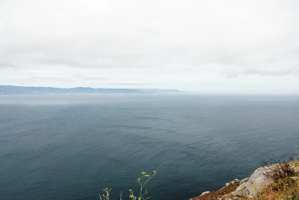 Vue sur l'océan Atlantique depuis le Cap Finisterre, Espagne — Photo