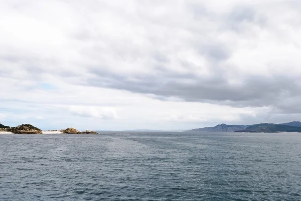 Vue sur l'océan Atlantique depuis les îles Cies, Espagne — Photo