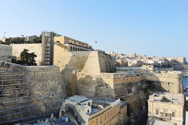 Utsikt över valletta byggnader, malta — Stockfoto