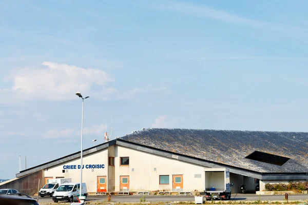 Construção de leilão de peixe Criee du Croisic, França — Fotografia de Stock