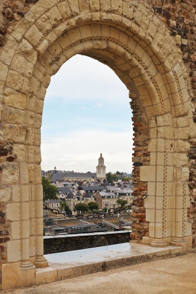 Blick auf den Kai des carmes von der Burg angers — Stockfoto