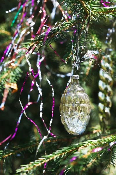 Glas vintage kegel Kerstdecoratie — Stockfoto