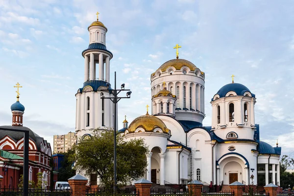 Pohled Kostel Katedrály Moskvy Okrese Bibirevo Moskvě Letním Soumraku — Stock fotografie