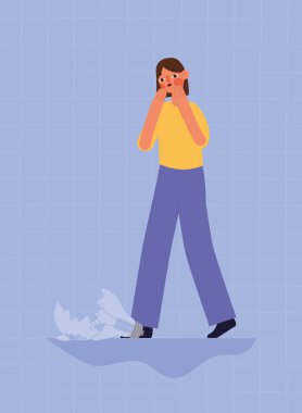 Kadın posteri ve kırık ampul.