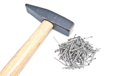 Gümüş çivi ve çekiç