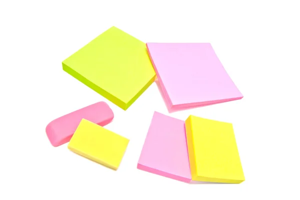 Sticky notes och suddgummin närbild — Stockfoto